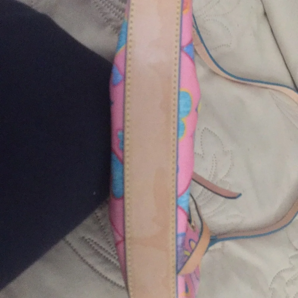 COPY - Dooney & Bourke pink print lay mark down - Picture 3 of 8